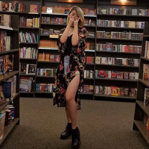 Meet your Posher, Elisa